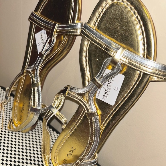 Sandals, size 6, both sold together🌹 - Picture 3 of 3